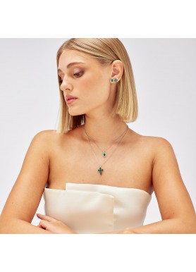 Orecchini Brosway Fancy FLG14 indossati