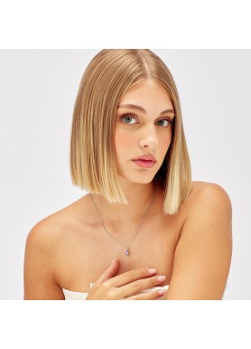 Charm Brosway indossato