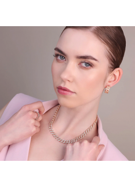 Collana Bronzallure indossata