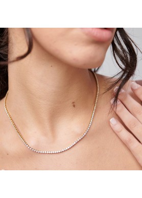 Collana Brosway BEIN023 indossata