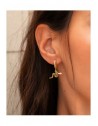 Charm Rue des Mille CharmBar Serpente dorato smaltato — esempio di abbinamento; gli altri gioielli sono esclusi