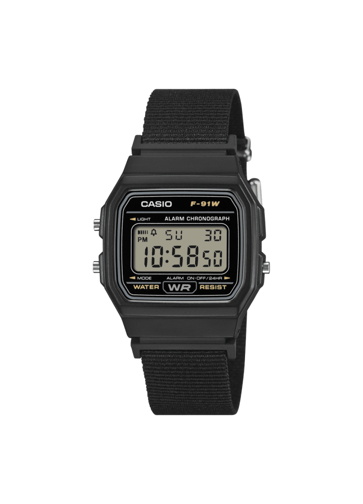 Casio F-91WF-1AEF nero, vista frontale con cinturino in tessuto